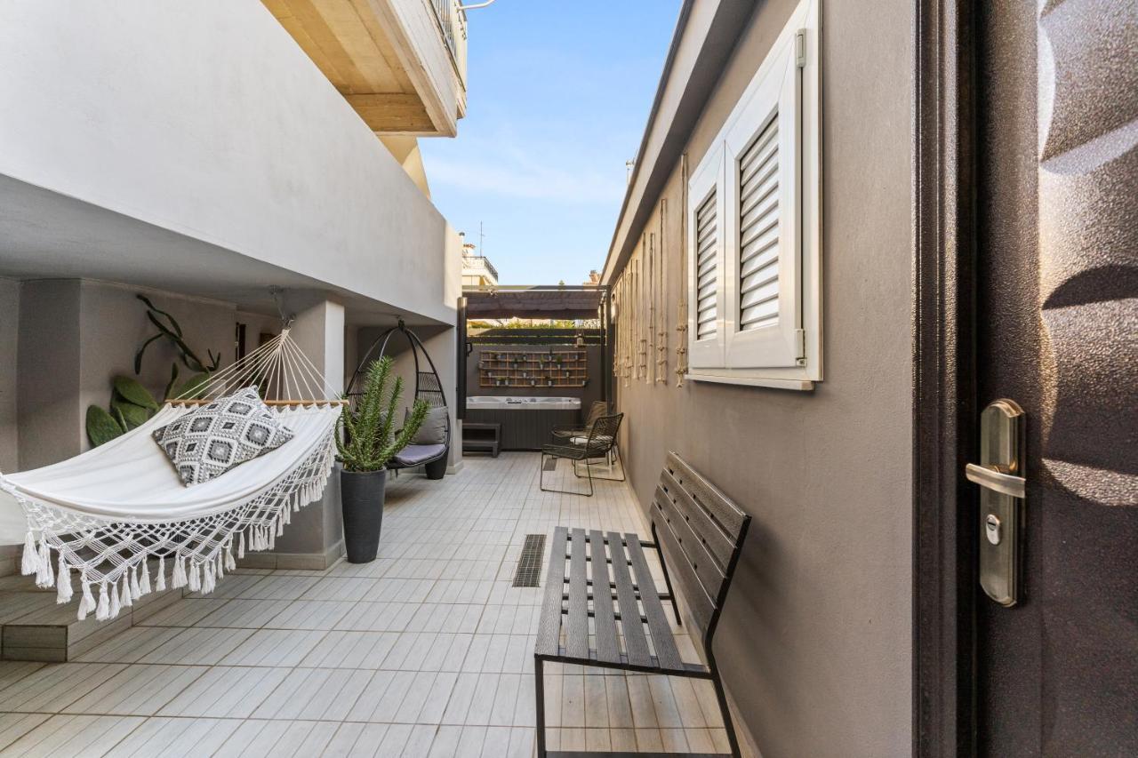 Luxe House In Glyfada With Spa Near Metro Station C8 Athen Exterior foto